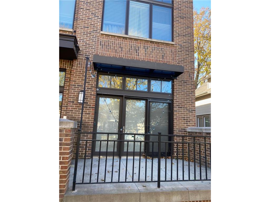 1126 Center Street W #2 Rochester MN 55902 6311735 image1