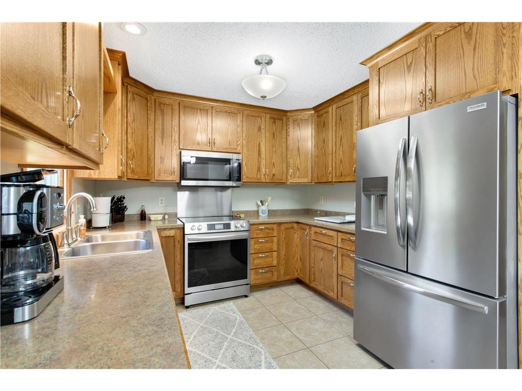 1126 E Division Street River Falls WI 54022 7094526 image12