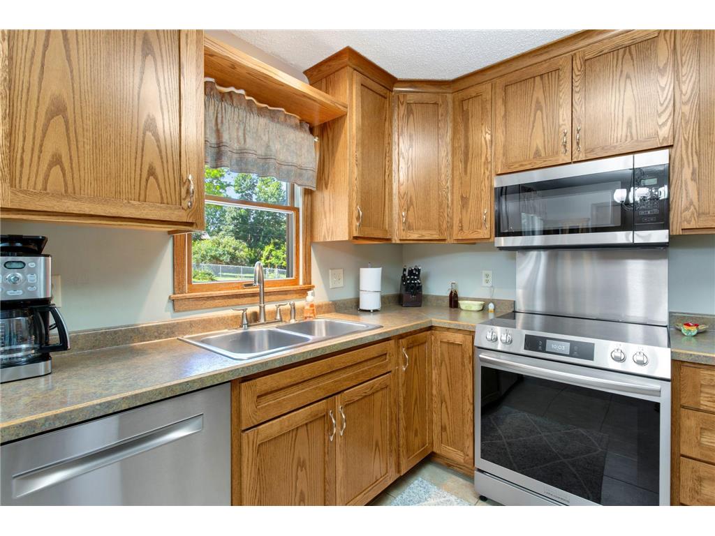1126 E Division Street River Falls WI 54022 7094526 image14