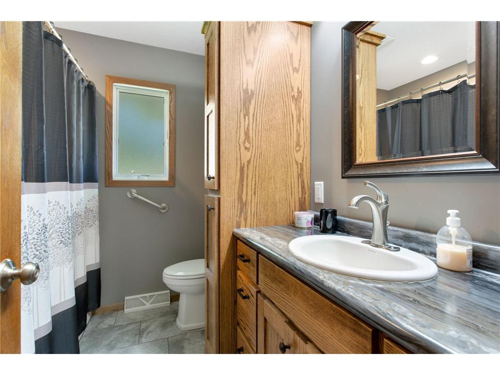 1126 E Division Street River Falls WI 54022 7094526 image26