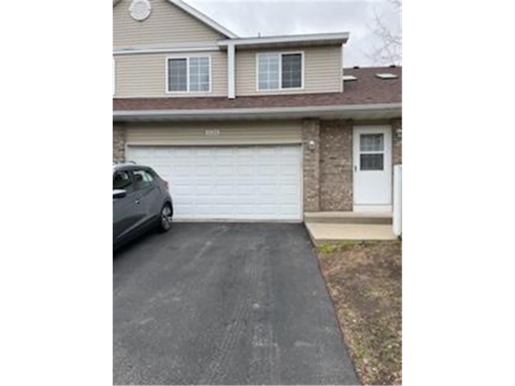 1126 Pecks Woods Drive, New Brighton, MN, 55112 MLS 6516857 Edina