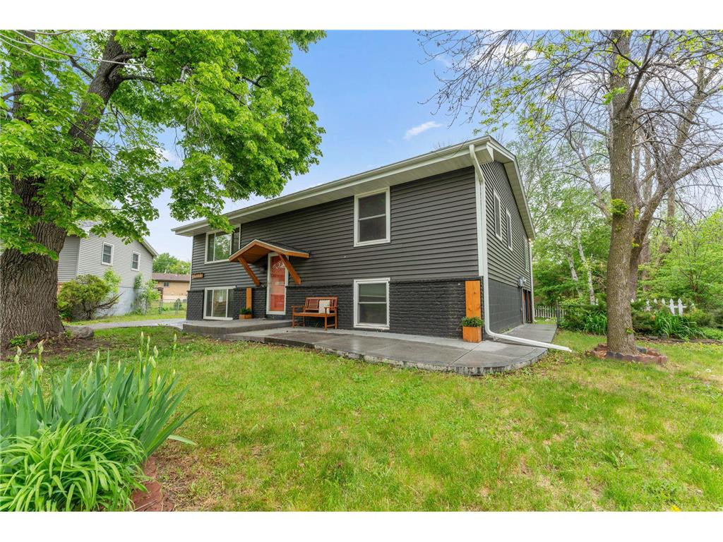 11260 97th Avenue N Maple Grove MN 55369 7079955 image1