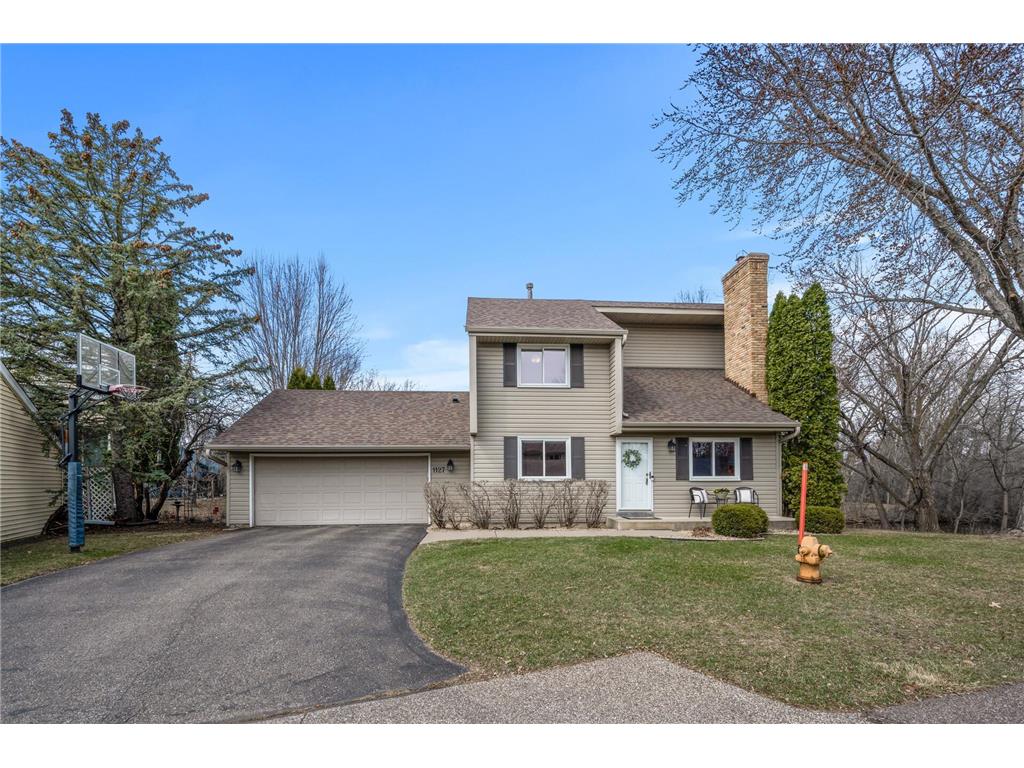 1127 Benton Way Arden Hills MN 55112 6700610 image1