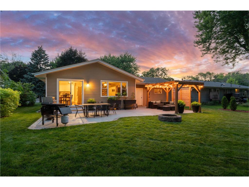 1127 Tyler Street S Shakopee MN 55379 6568543 image1