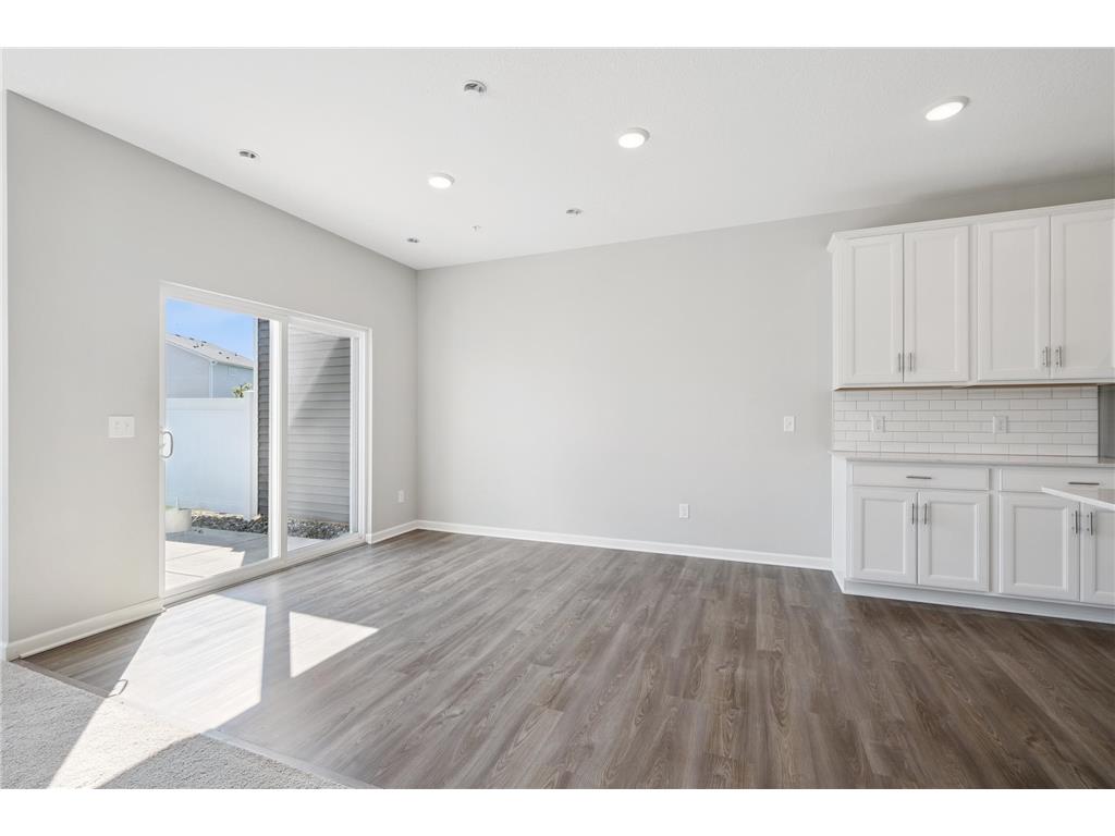 11279 Crestbury Drive Woodbury MN 55129 6779216 image11