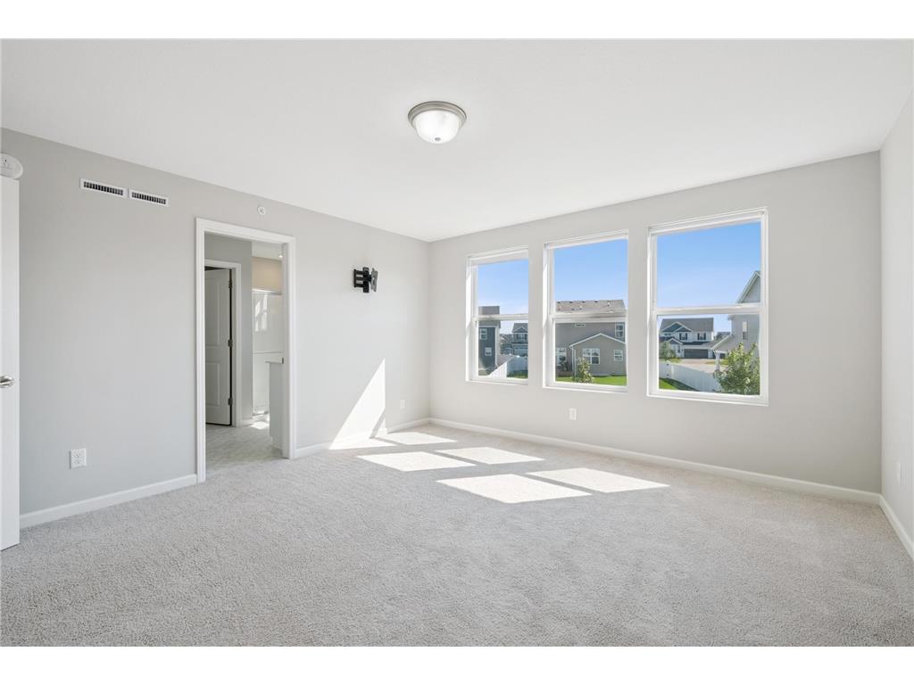 11279 Crestbury Drive Woodbury MN 55129 6779216 image15