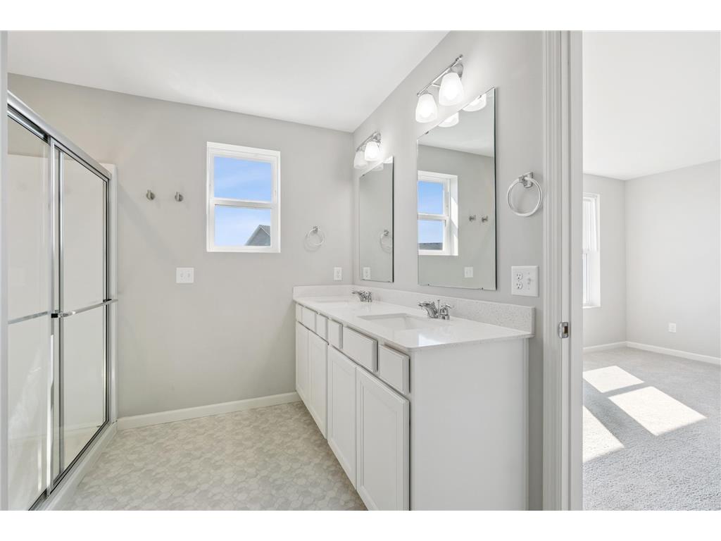 11279 Crestbury Drive Woodbury MN 55129 6779216 image17