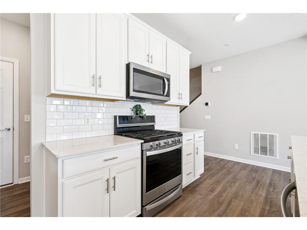 11279 Crestbury Drive Woodbury MN 55129 6779216 image6