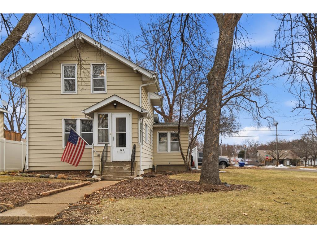 1128 8th Avenue SE Saint Cloud MN 56304 7050476 image1