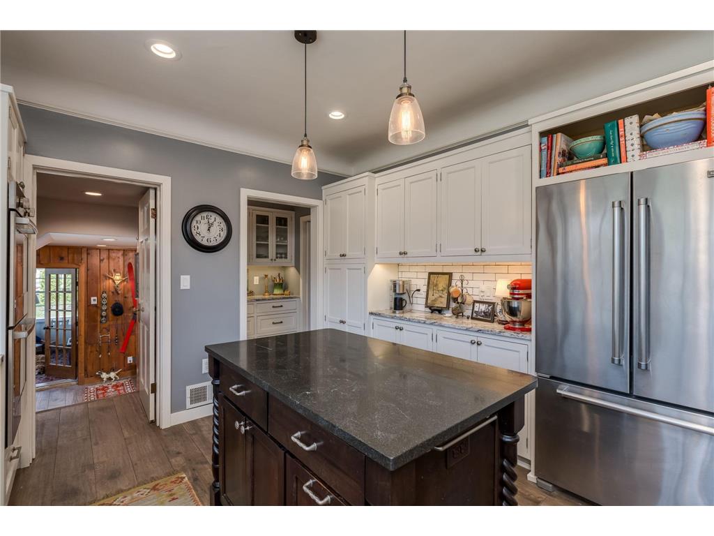 1128 Carney Avenue Mankato MN 56001 7054342 image35