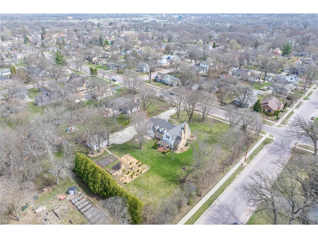 1128 Carney Avenue Mankato MN 56001 7054342 image4