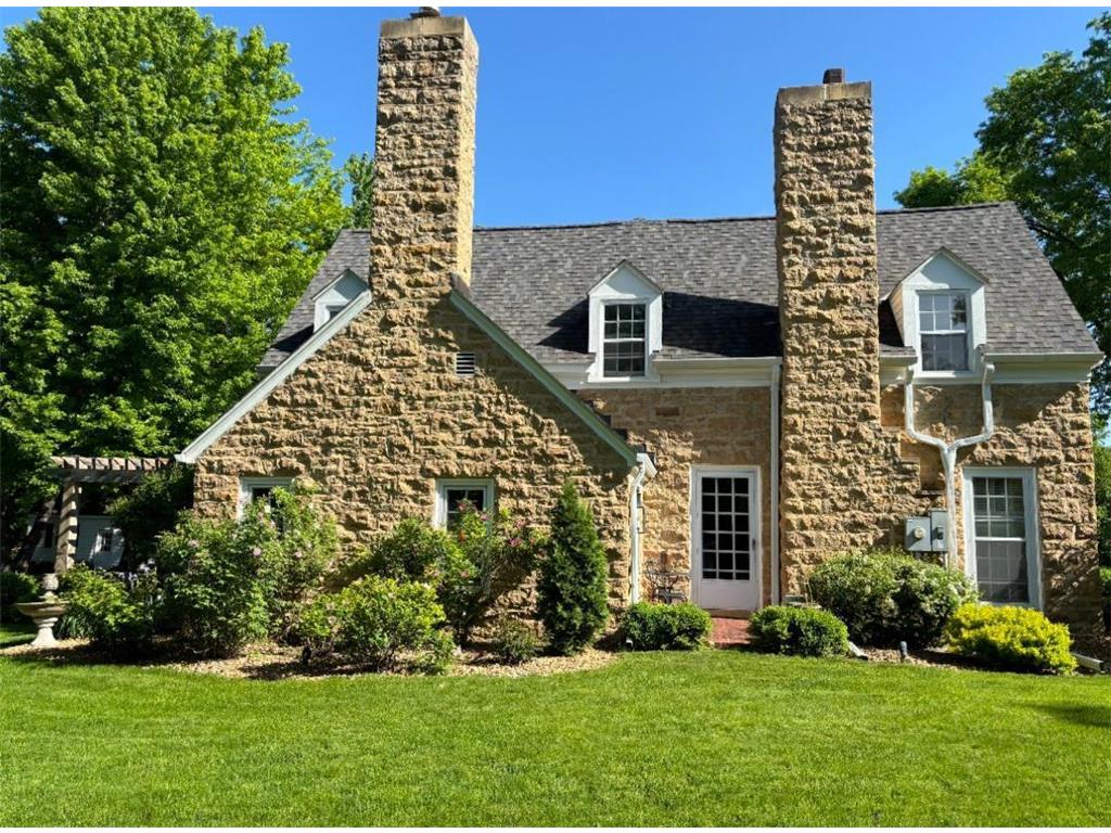 1128 Carney Avenue Mankato MN 56001 7054342 image85