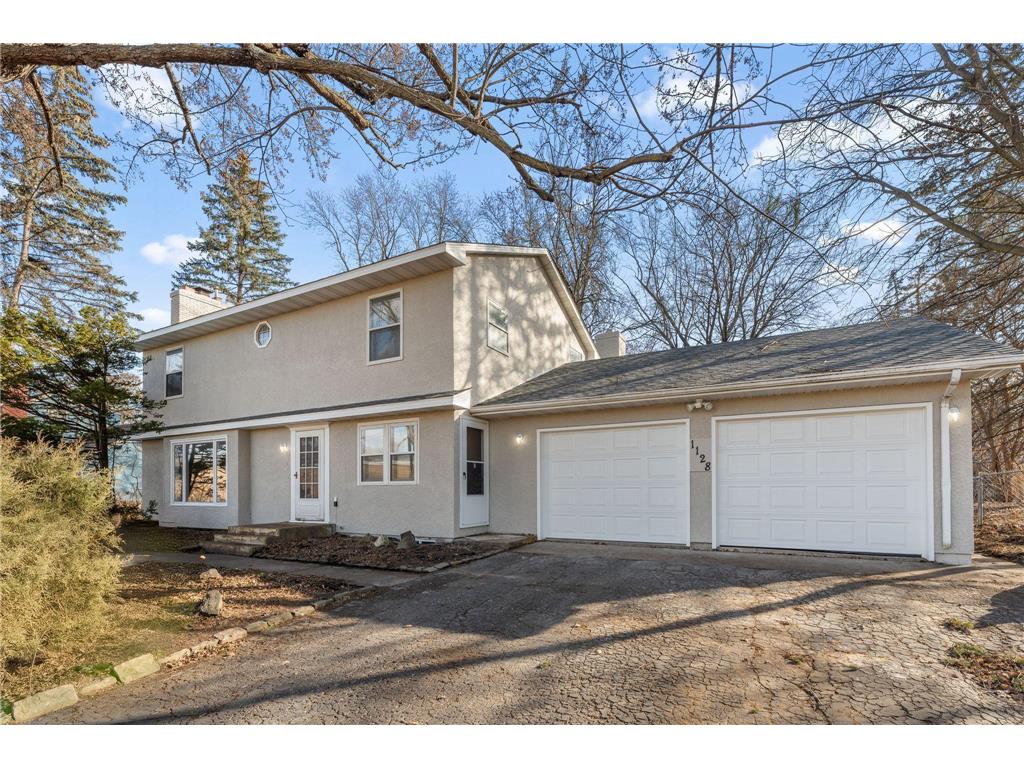 1128 County Road B E Maplewood MN 55109 6674460 image1