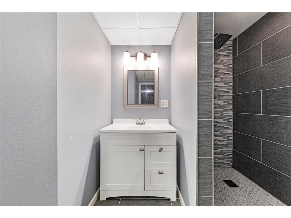 1128 Highland Avenue Northfield MN 55057 6819574 image19