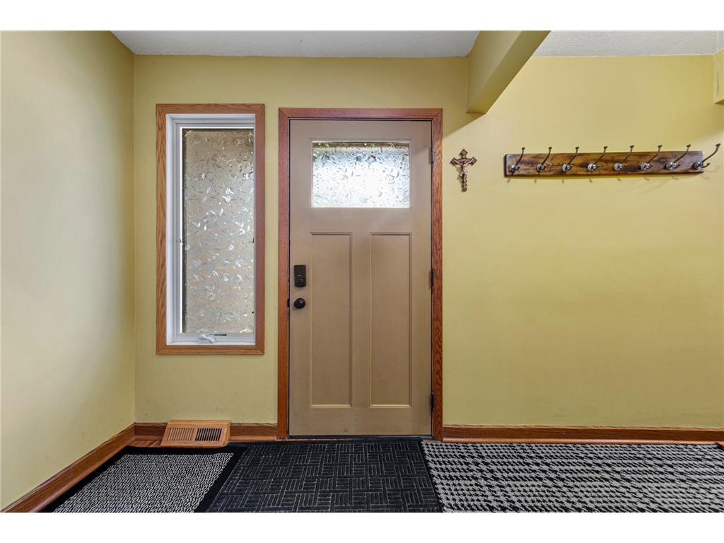 1128 Highland Avenue Northfield MN 55057 7106722 image3