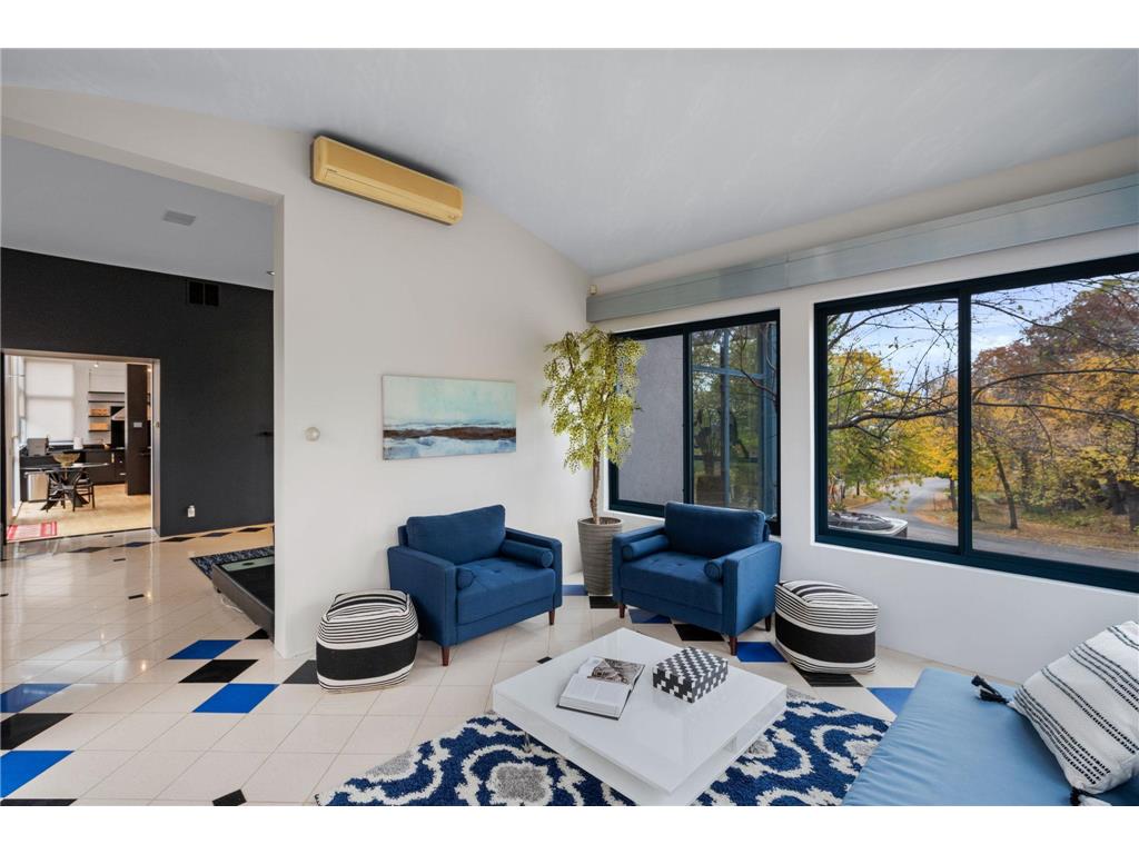 1128 Kenwood Parkway Minneapolis MN 55403 6821928 image15