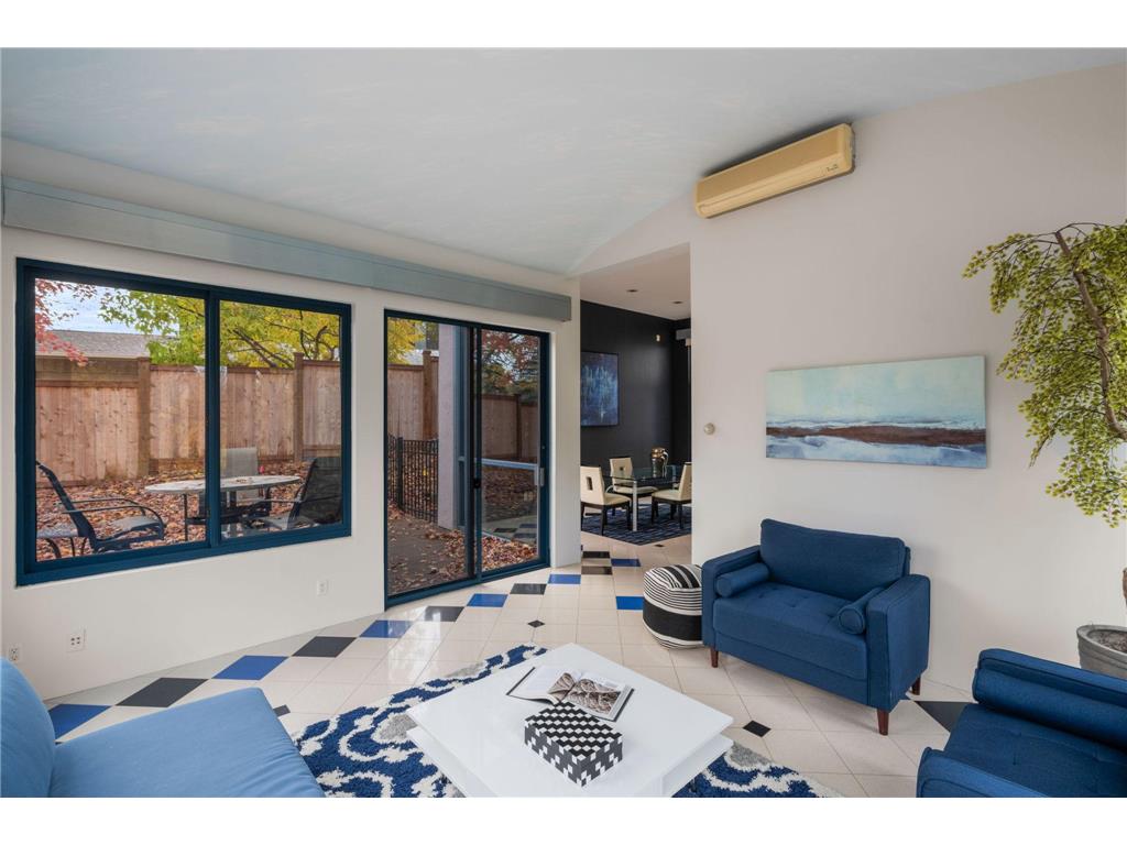 1128 Kenwood Parkway Minneapolis MN 55403 6821928 image16