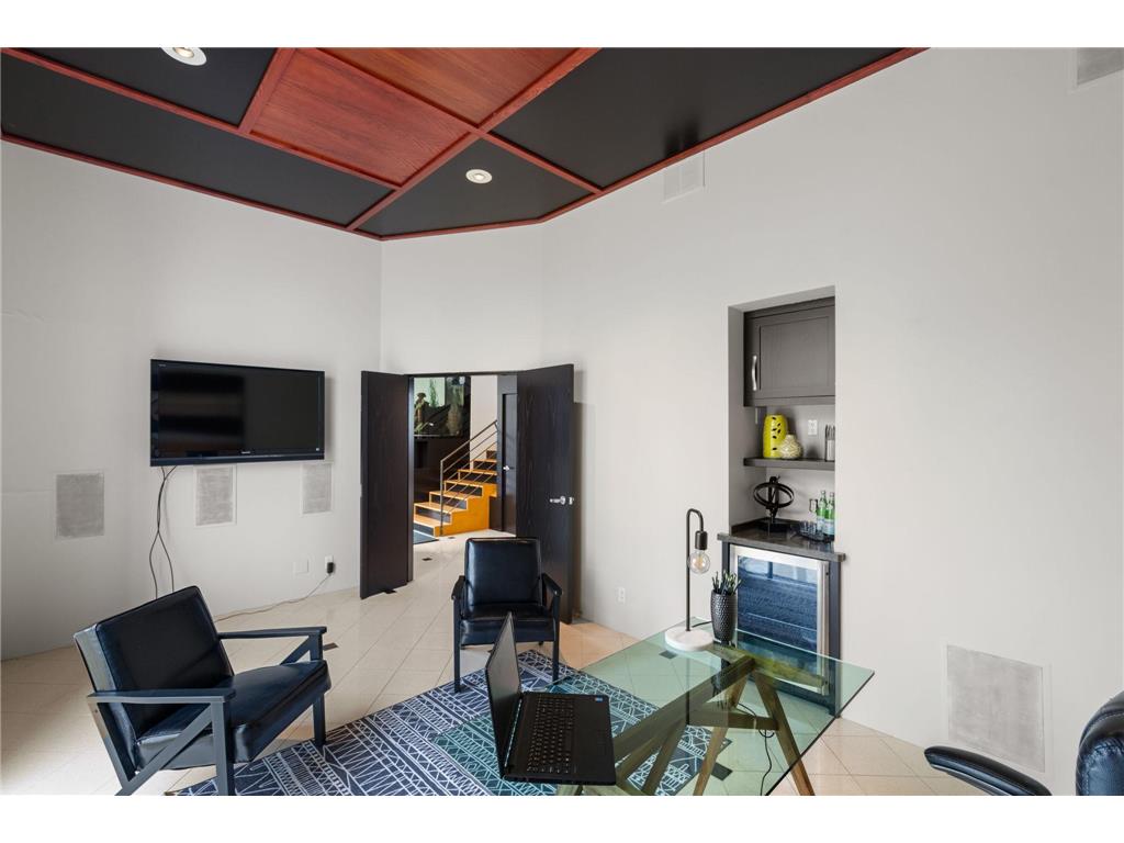 1128 Kenwood Parkway Minneapolis MN 55403 6821928 image31