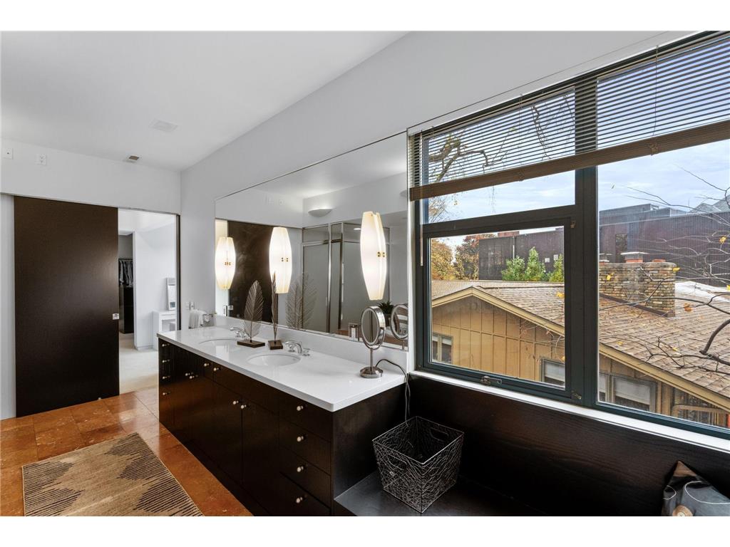 1128 Kenwood Parkway Minneapolis MN 55403 6821928 image48