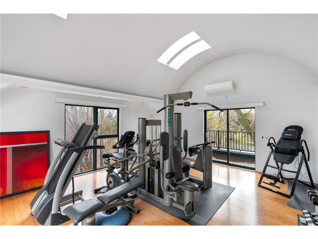 1128 Kenwood Parkway Minneapolis MN 55403 6821928 image66