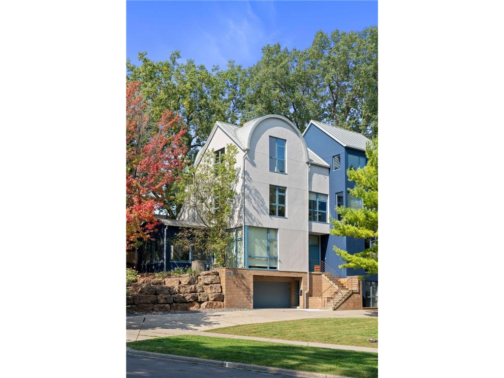 1128 Kenwood Parkway Minneapolis MN 55403 6821928 image79