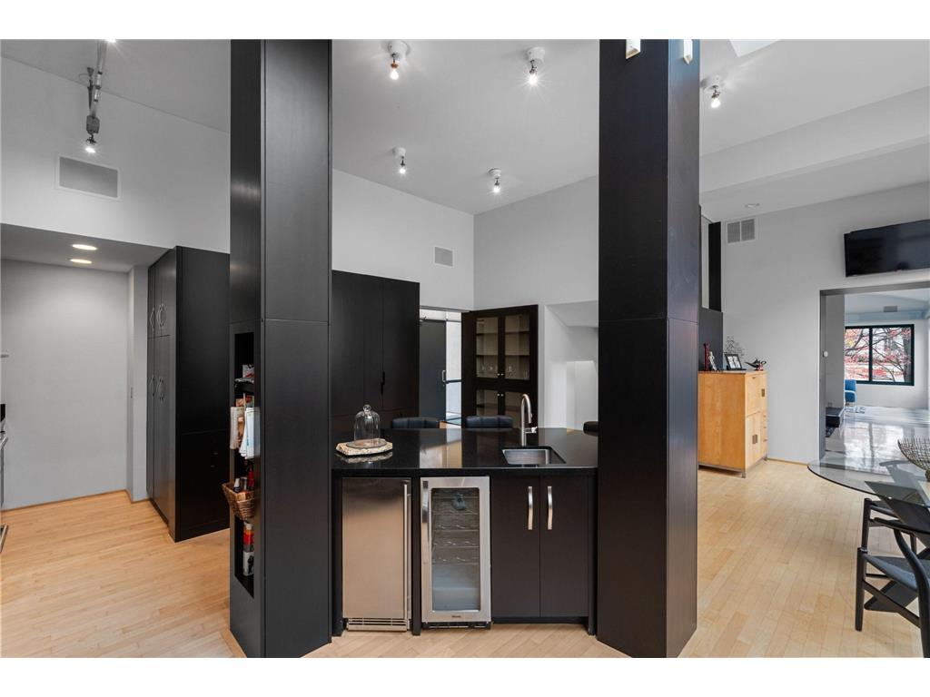 1128 Kenwood Parkway Minneapolis MN 55403 7113271 image27