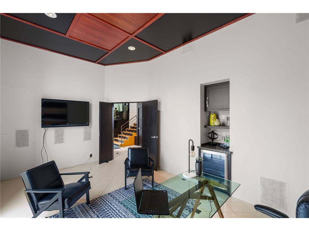 1128 Kenwood Parkway Minneapolis MN 55403 7113271 image32