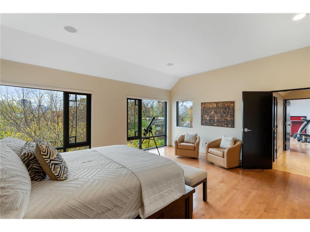 1128 Kenwood Parkway Minneapolis MN 55403 7113271 image61