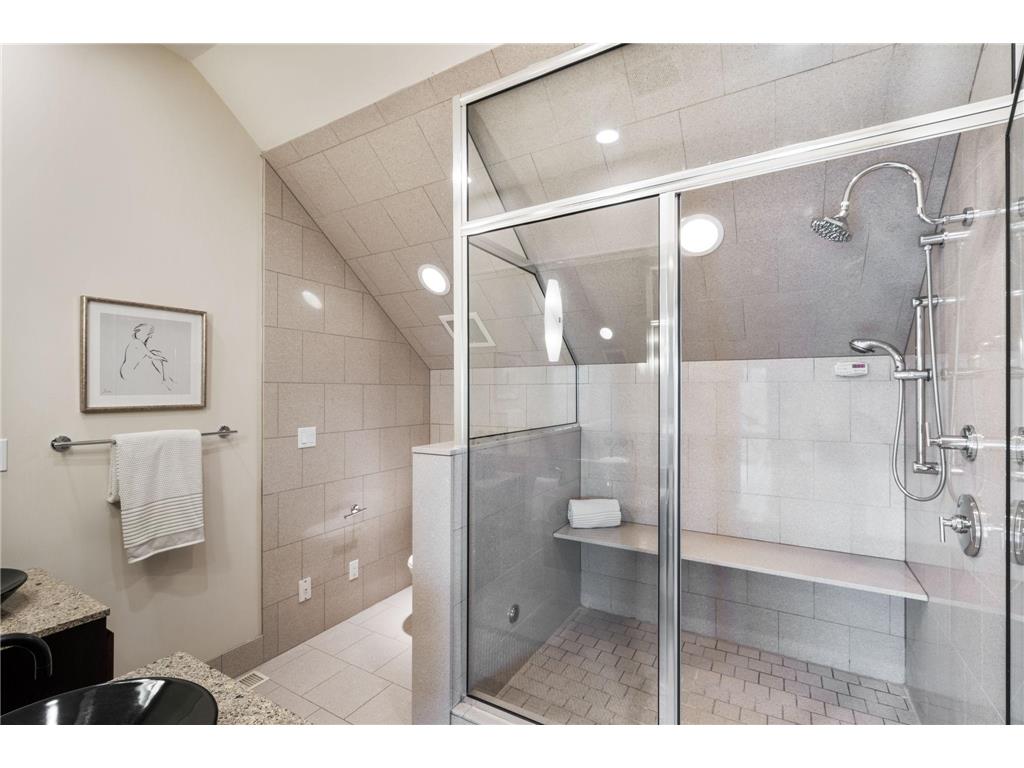 1128 Kenwood Parkway Minneapolis MN 55403 7113271 image66