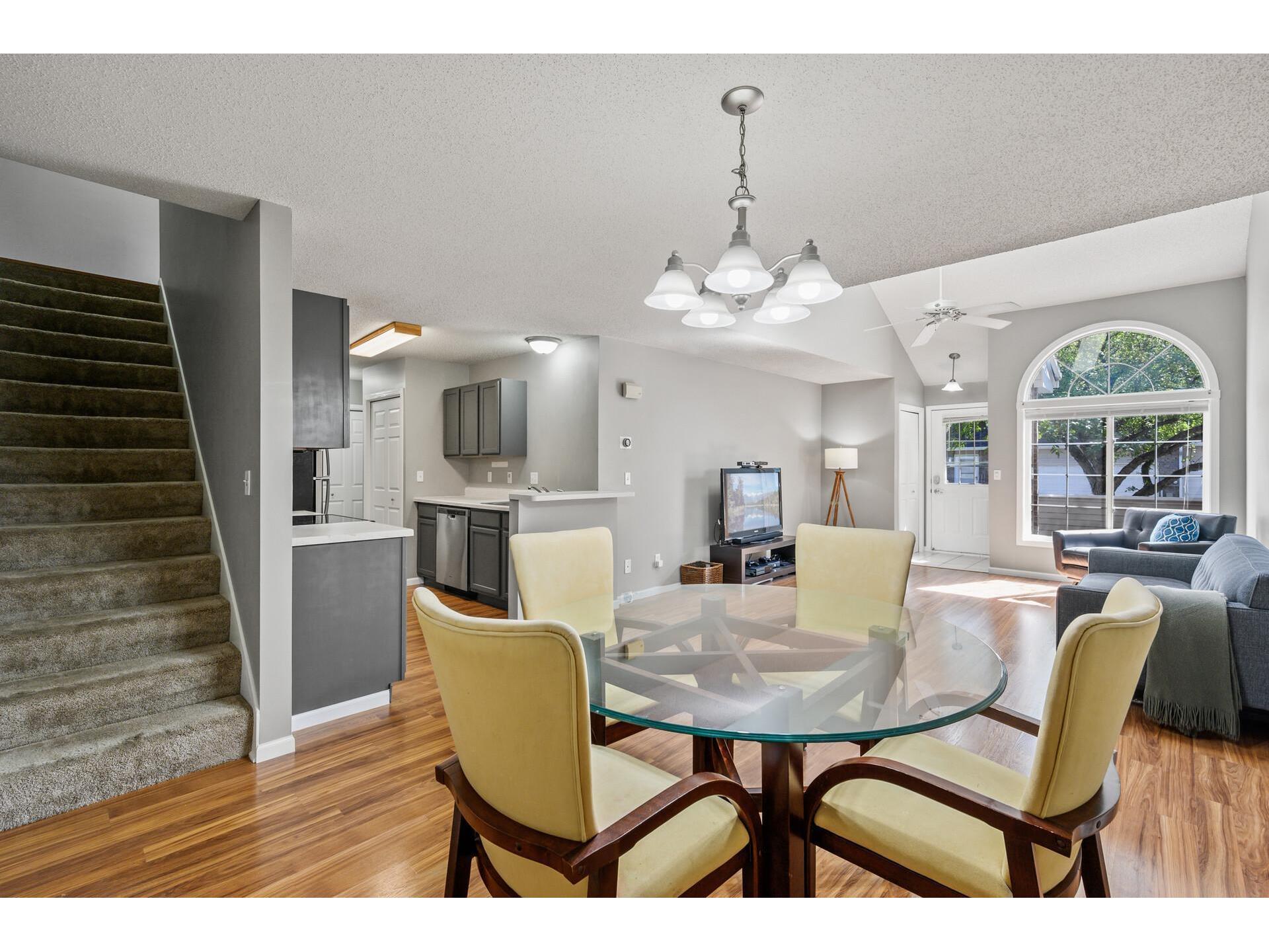 1128 Pecks Woods Drive, New Brighton, MN, 55112 MLS 6101609 Edina