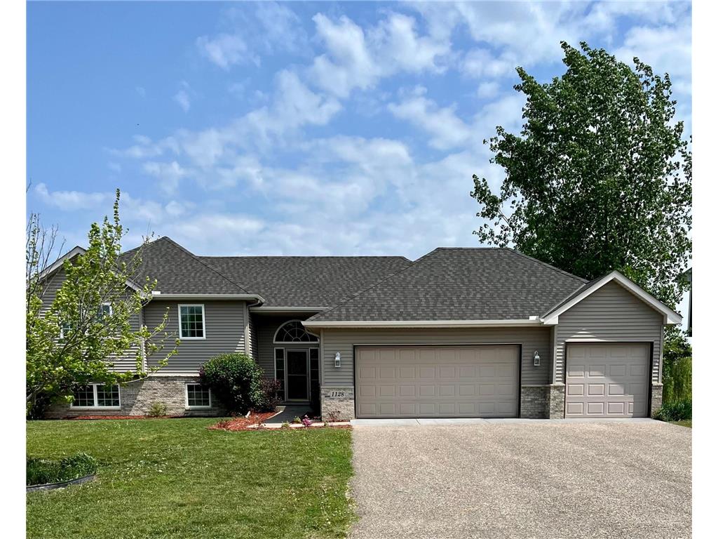 1128 Woodland Drive, Howard Lake, MN, 55349 MLS 6376468 Edina Realty