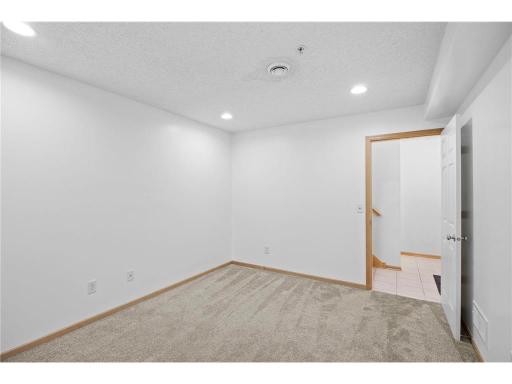11286 Baltimore Street NE #I Blaine MN 55449 7083959 image28