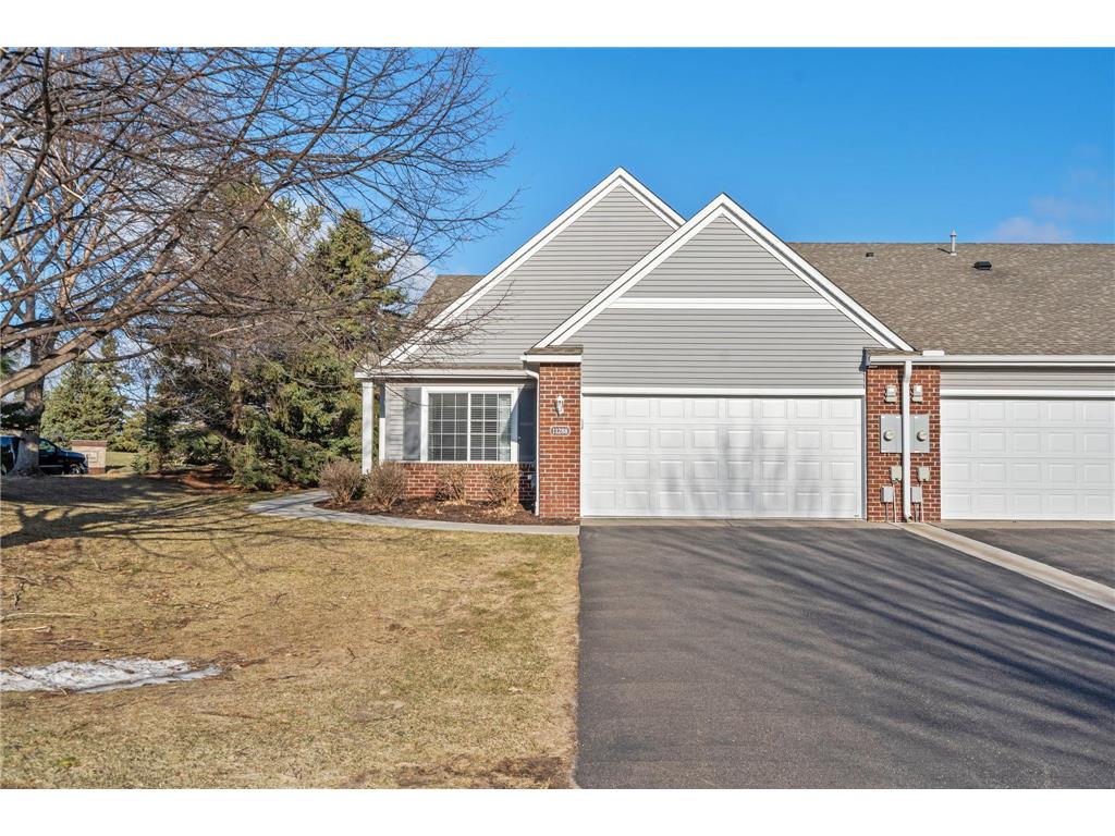 11288 London Court NE Blaine MN 55449 7042300 image1