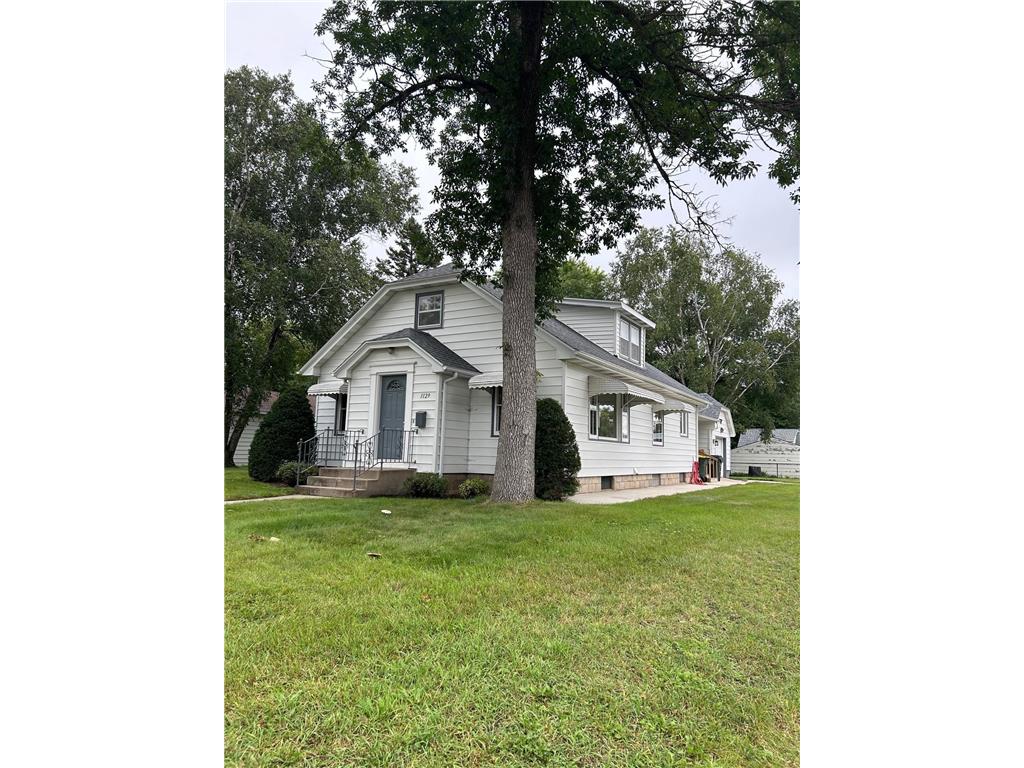 1129 5th Street SW Willmar MN 56201 6587082 image1