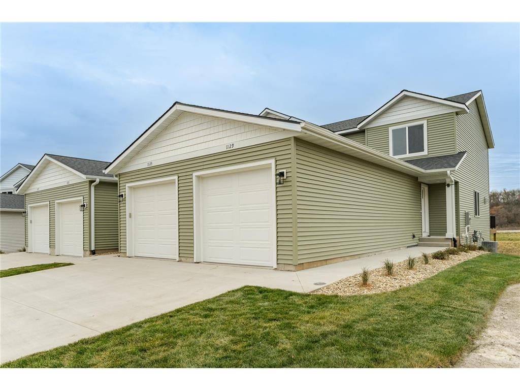 1129 Century Village Lane NE Rochester MN 55906 6819214 image4