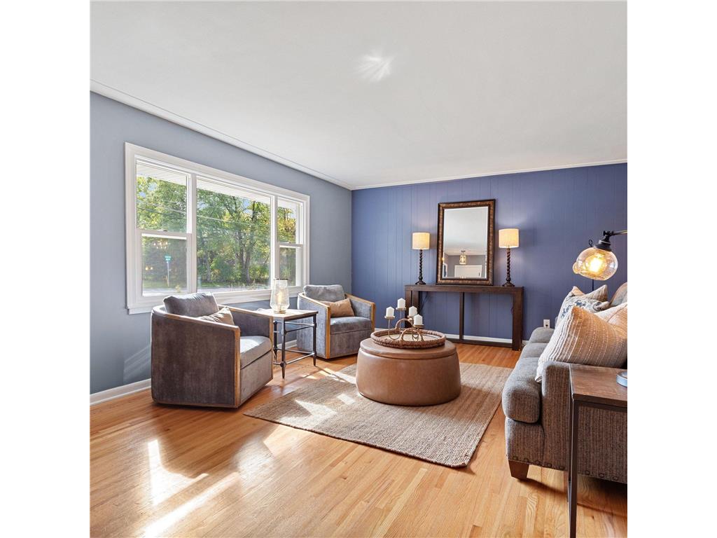 1129 Dodd Road Mendota Heights MN 55118 6327178 image1