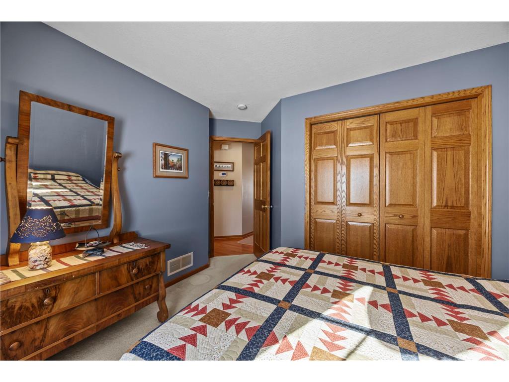 11297 220th Street Silver Lake MN 55381 7014153 image23