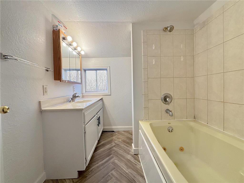 113 1st Street SW Fairfax MN 55332 6800306 image9