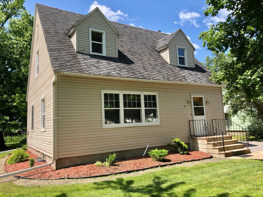 113 2nd Street E, MN 56266 MLS 5509854 Edina Realty