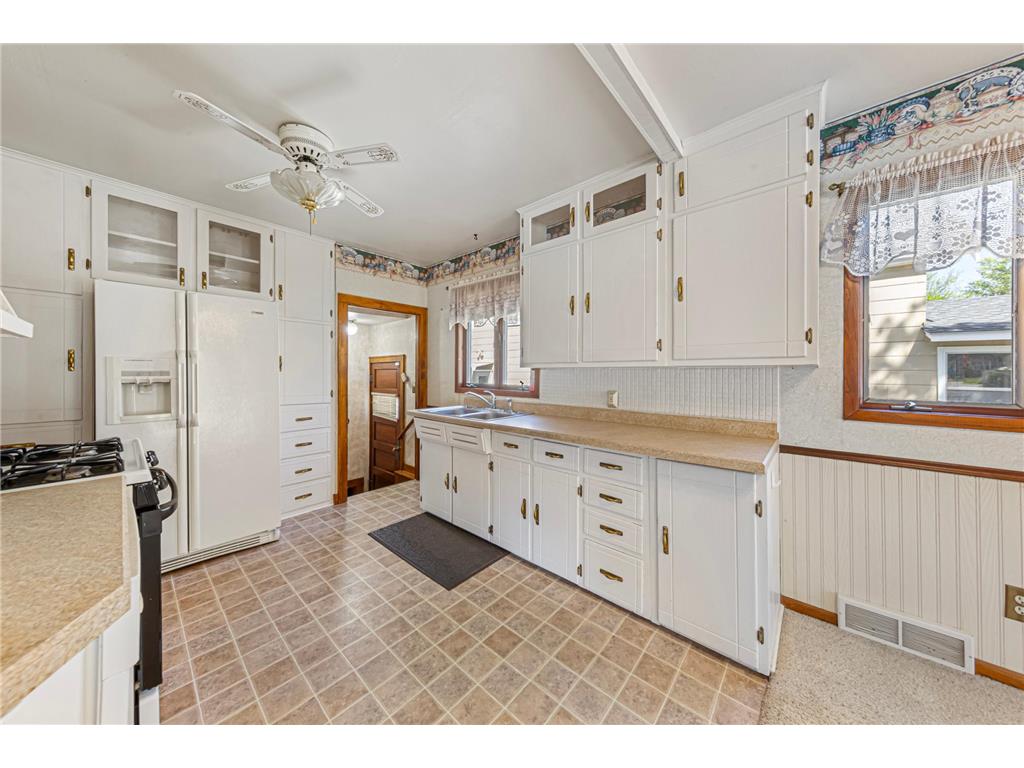 113 7th Avenue NE Waseca MN 56093 7072645 image16