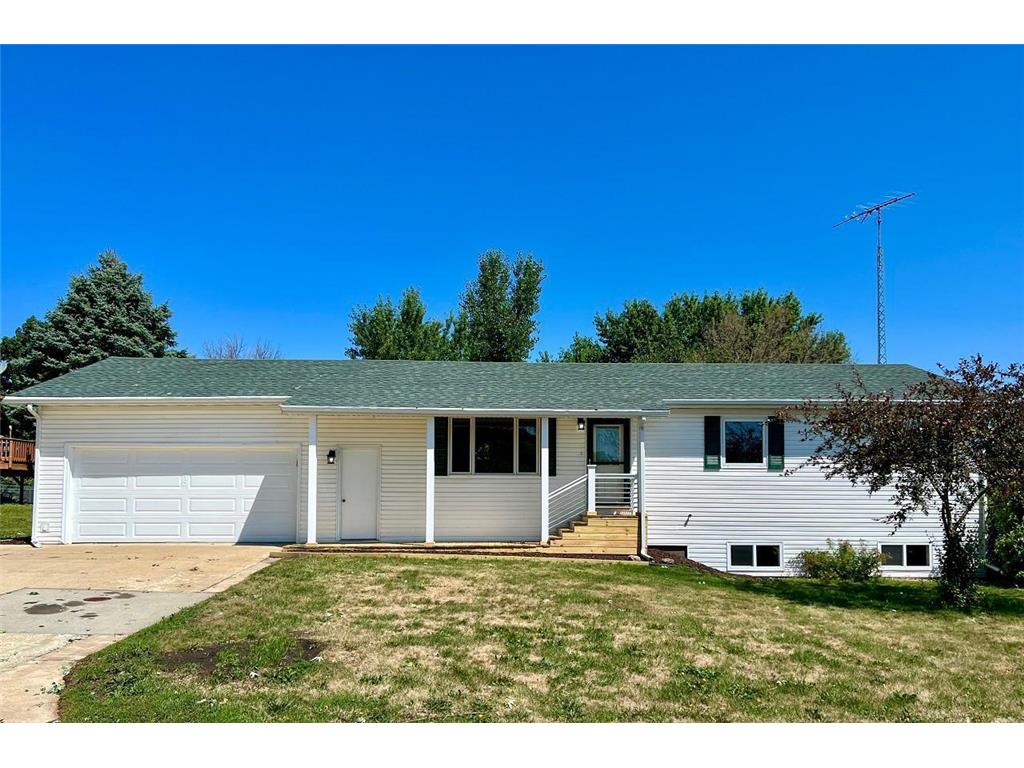 113 8th Street NE Byron MN 55920 6408569 image1