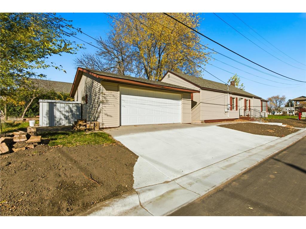 113 Barracuda Avenue NE Avon MN 56310 6823156 image40