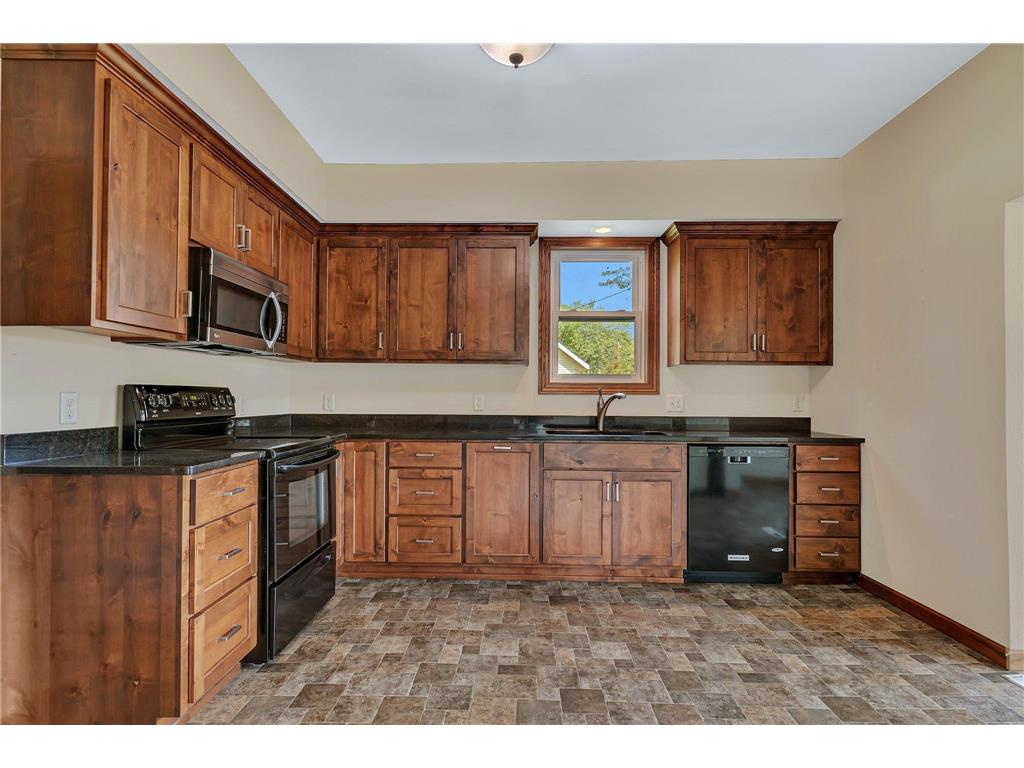 113 Bluefin Avenue SW Avon MN 56310 6423647 image1