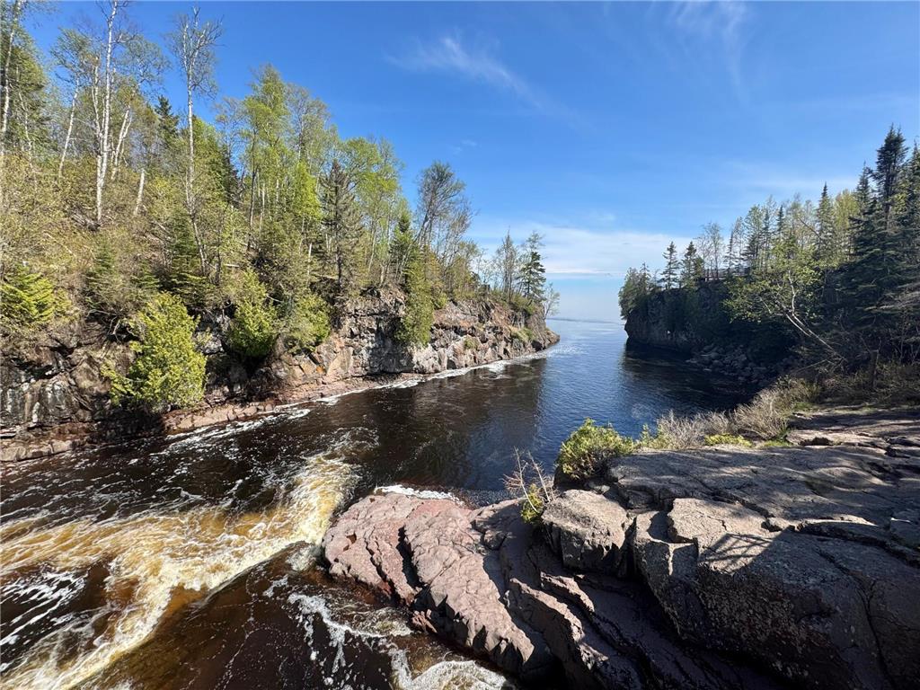 113 Bridge Run Lane #A Lutsen Twp MN 55615 7007998 image36