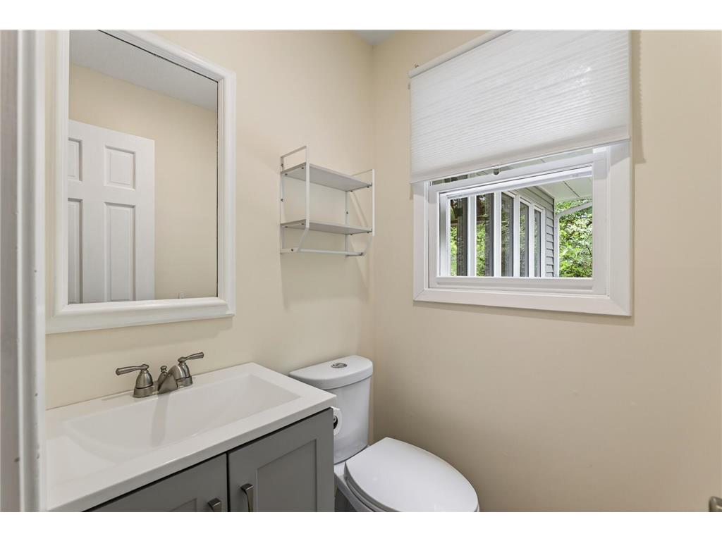 113 E 135th Street Burnsville MN 55337 7082340 image20