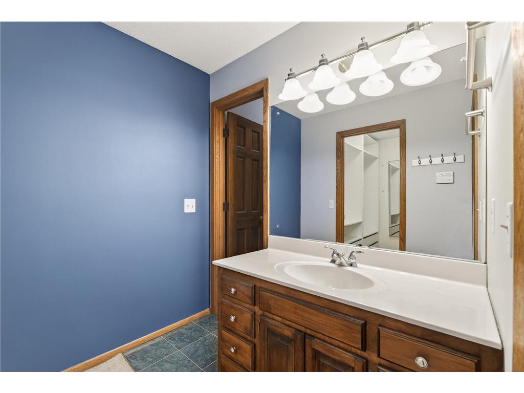 113 E 135th Street Burnsville MN 55337 7082340 image28