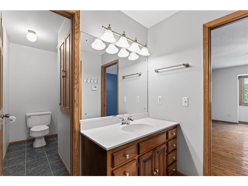 113 E 135th Street Burnsville MN 55337 7082340 image29