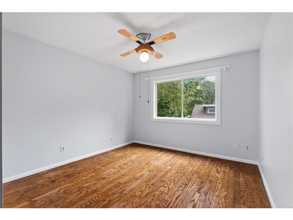 113 E 135th Street Burnsville MN 55337 7082340 image32