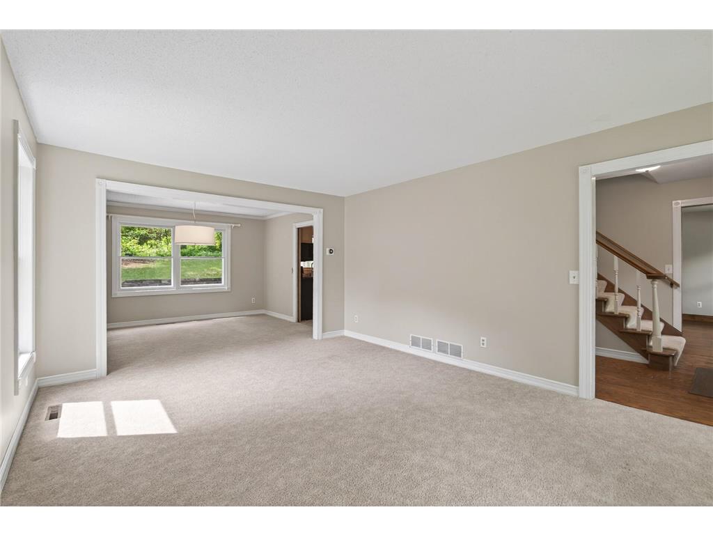 113 E 135th Street Burnsville MN 55337 7082340 image5