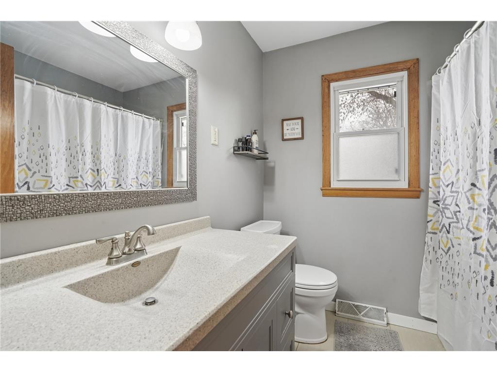 113 Jefferson Avenue SW Watertown MN 55388 7029000 image16